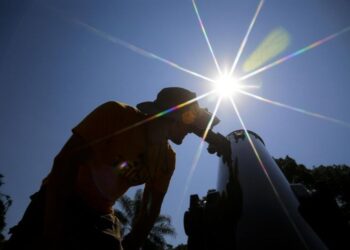 Un eclipse solar anular recorrió el continente americano