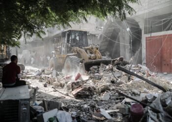 Israel advierte de que la ofensiva terrestre en Gaza será larga y el fin de Hamás