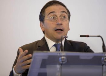 España propone que la UE levante las sanciones a Venezuela