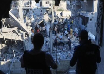Al menos cuatro hospitales dejan de funcionar en Gaza por los bombardeos israelíes