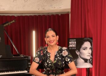 Natalia Jiménez repasa sus éxitos con una "voz más madura" en "Antología 20 años"