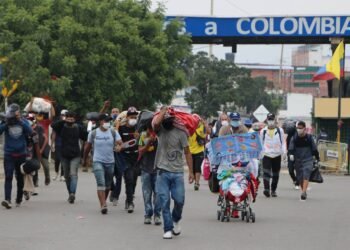 La cifra de migrantes venezolanos en Colombia disminuyó 0,4 % entre junio y agosto