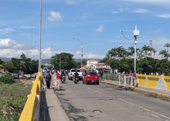 En frontera insisten por la reactivación de los puentes las 24 horas