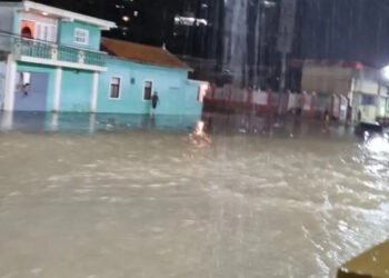 Fuerte lluvia deja bajo el agua a varios sectores de Maracaibo