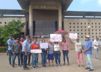 JUSTICIA | Familiares protestaron para exigir celeridad por la muerte de trabajador de Polar en Barcelona