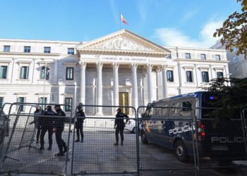 Más de 1.600 agentes para la seguridad en la investidura de Pedro Sánchez en España