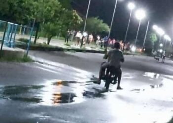 Autoridades desalojan tres sectores de Boca de Uchire al registrarse una fuga de gas cloro