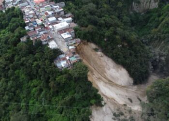 Un desprendimiento de tierra en Guatemala deja seis personas desaparecidas