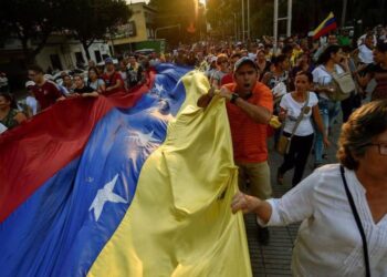 Migración venezolana en 80 países exige votar en presidenciales 2024