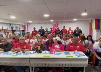 Petroleros presentan plan para crear PDVSA Esequiba y aumentar la producción