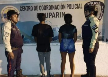 Capturaron a dos sujetos por ultraje a agente policial y daños a propiedad privada