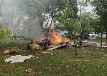 Caída de avioneta en un área residencial deja cuatro muertos en Brasil