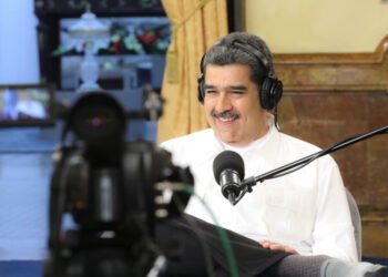 Nicolás Maduro estrena un pódcast en el que hace de entrevistador