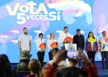 Maduro asegura que Venezuela saldrá "más fuerte" del referendo sobre el Esequibo