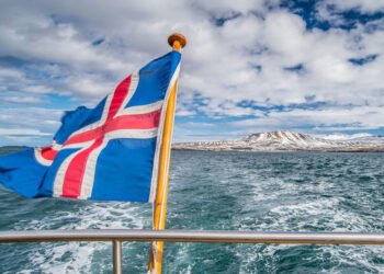 Islandia repatriará a 135 venezolanos más en enero de 2024 y podrían sumarse más vuelos