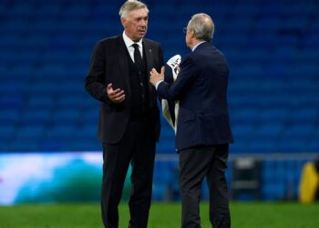 Florentino Pérez felicitó a Ancelotti por su renovación antes del entrenamiento