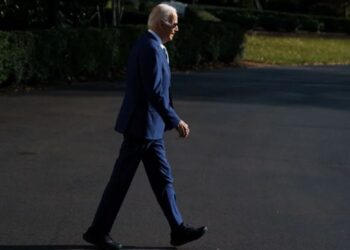 Biden invita a Zelenski a la Casa Blanca en plena crisis interna por la ayuda a Ucrania