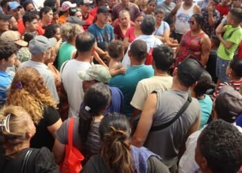 Sale del sur de México hacia Estados Unidos una nueva caravana de más de 10 mil migrantes