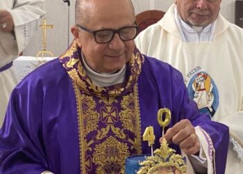 Lechería festejó las Bodas de Rubí de su párroco Carlos Viña (+Video)