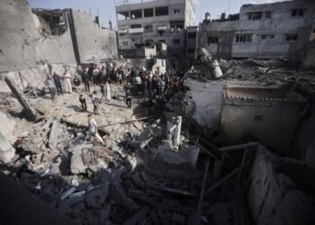 El primer ministro palestino aboga ante Francia por un cese el fuego en Gaza