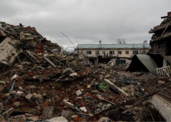 Rusia ataca con misiles Kiev, que espera la ayuda militar de EEUU