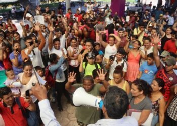 Nueva caravana migrante se prepara para salir hacia EE.UU. en Navidad