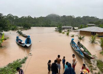 Lluvias causan inundaciones en varias zonas de Perú
