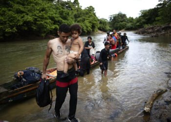 Más de 520.000 migrantes cruzaron selva de Darién en 2023