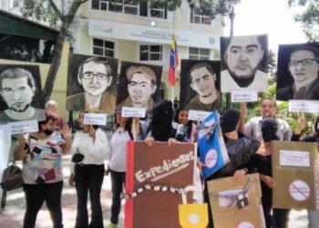 Sindicalistas excarcelados deberán presentarse cada 15 días y no podrán salir del país