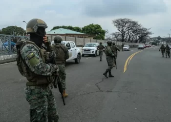 Hermetismo absoluto envuelve el retorno de la familia de narcotraficante prófugo a Ecuador