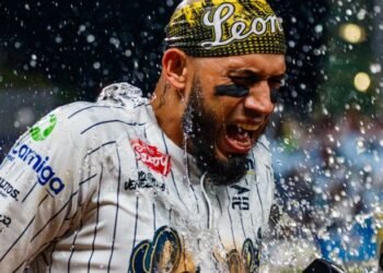 Gabriel Noriega bateó un jonrón y Leones dejó en el terreno a Tigres
