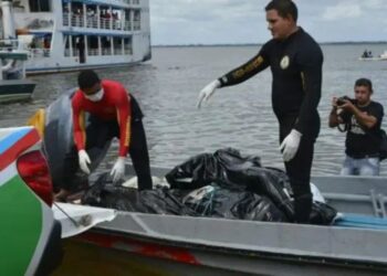 Al menos cinco muertos tras un naufragio en una bahía al noreste de Brasil