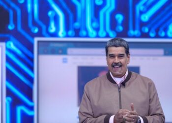 Maduro respalda llamado a elaborar una propuesta de cronograma para las presidenciales