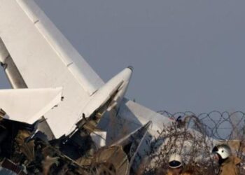 Un avión privado ruso con seis personas a bordo se estrella en Afganistán