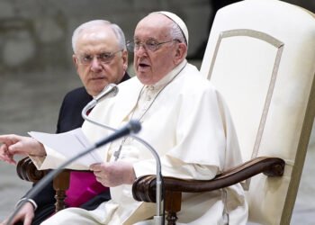 Papa Francisco: Si cerramos los ojos y los oídos seremos cómplices de la trata de personas