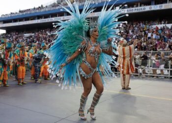 Río de Janeiro y São Paulo le sacan chispas al Carnaval