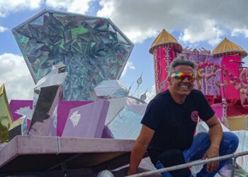 Carroza de la Reina del Turismo en Carúpano fue creación del decorador Gustavo Guzmán (+Fotos)