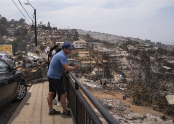 CHILE | Aumentan a 112 los fallecidos en los devastadores incendios de Valparaíso