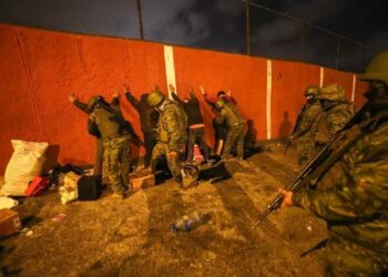 Ecuador ha decomisado 2.274 armas durante el estado de excepción
