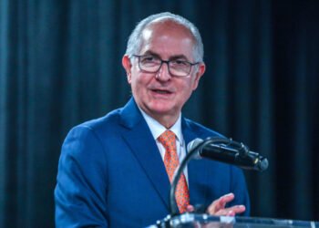 Ledezma pide que Europa y EE.UU. presionen para que Venezuela tenga elecciones libres