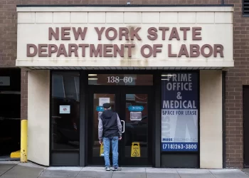 Sube a 224.000 la cifra semanal de solicitudes de subsidio por desempleo en EE.UU.