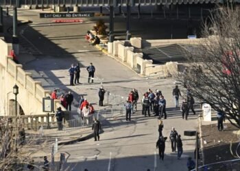 Un tiroteo durante el desfile del Super Bowl deja un muerto y 21 heridos