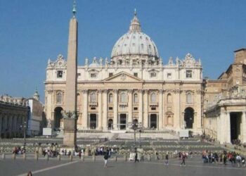 El Vaticano expresa su indignación por el conflicto en Gaza y llama a buscar soluciones