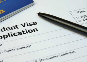 EE. UU. brinda a venezolanos con visa de estudiante opción de obtener permiso de trabajo