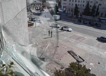 Al menos 14 muertos en un ataque ruso contra una zona residencial de Odesa