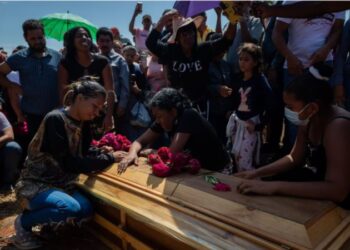 Al menos 50 personas murieron en derrumbes mineros en la Amazonía venezolana en el último año