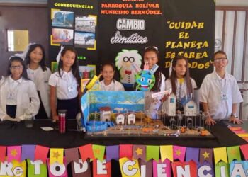 Planteles de cuatro municipios de Sucre fueron premiados en Reto de Ciencias Naturales y Tecnología