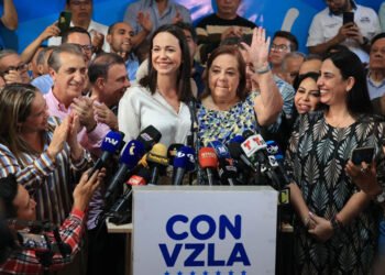 Plataforma Unitaria pide extender lapso de postulación de candidatos a presidenciales
