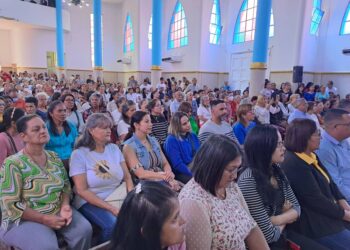 Diócesis de El Tigre celebró misa crismal con la asistencia de más de 80 religiosos