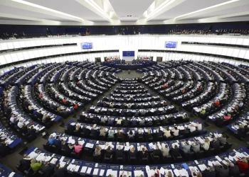 El Parlamento Europeo encarrila la primera ley de inteligencia artificial del mundo